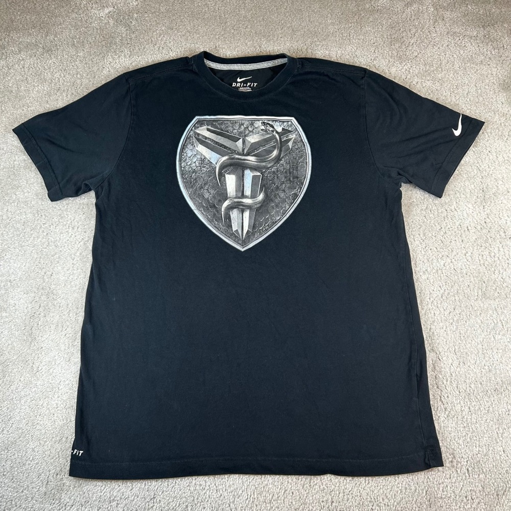 Nike Kobe Bryant T-Shirt Mens L Black Mamba Shield Graphic Dri-FIT 631480-010